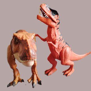 JURASSIC WORLD THRASH N THROW TYRANNOSAURUS REX MATTEL LIGHTS & SOUNDS DINOSAURS